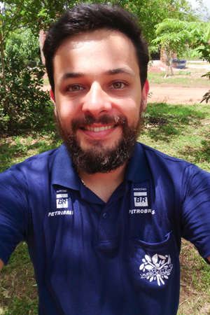 Cássio Moquedace Agroecologist • Forestry Engineer • PhD student in Soils and Plant Nutrition, Ação Ecológica Guaporé and Federal University of Viçosa